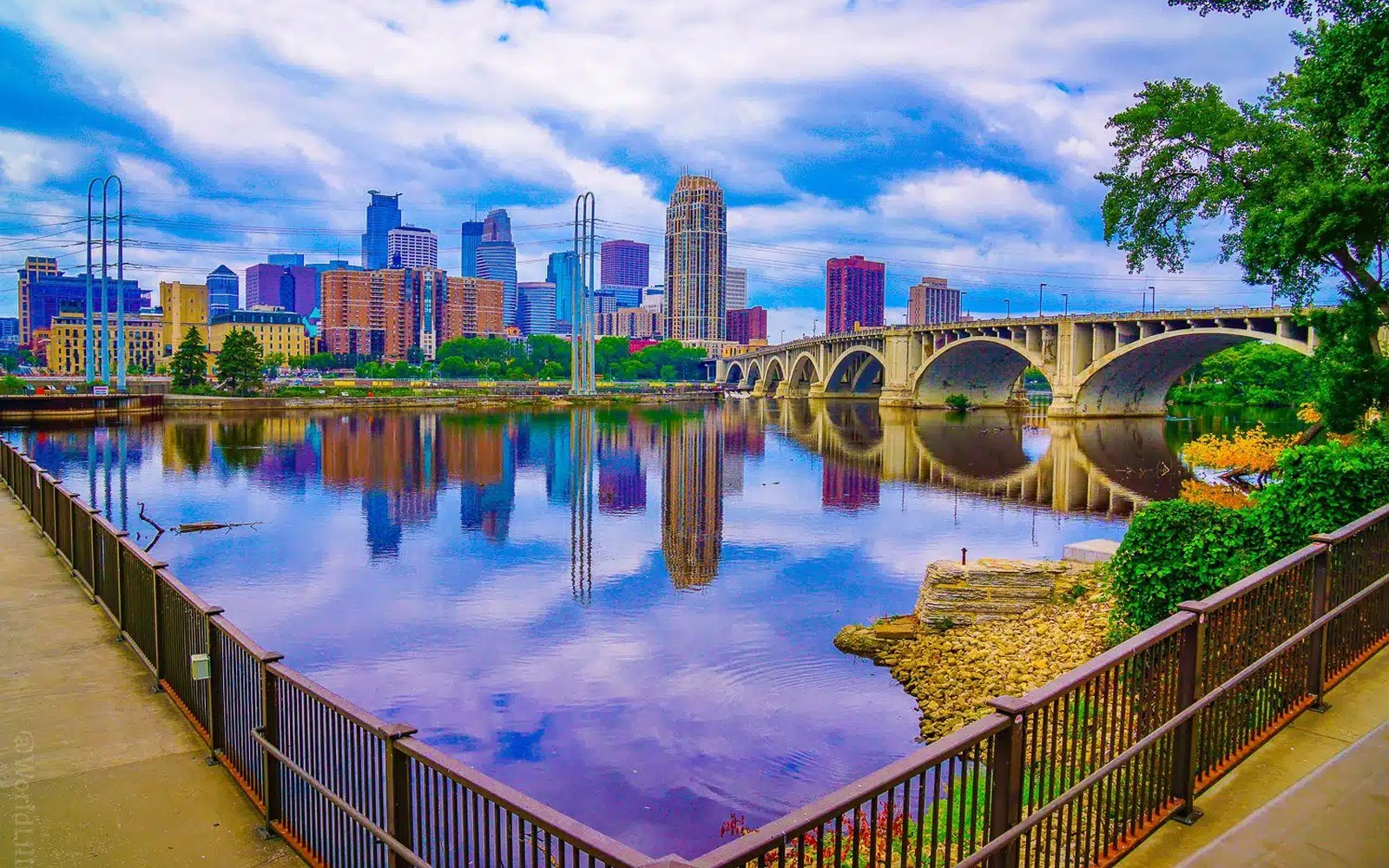 Dental Equipment Financing in Minneapolis, MN